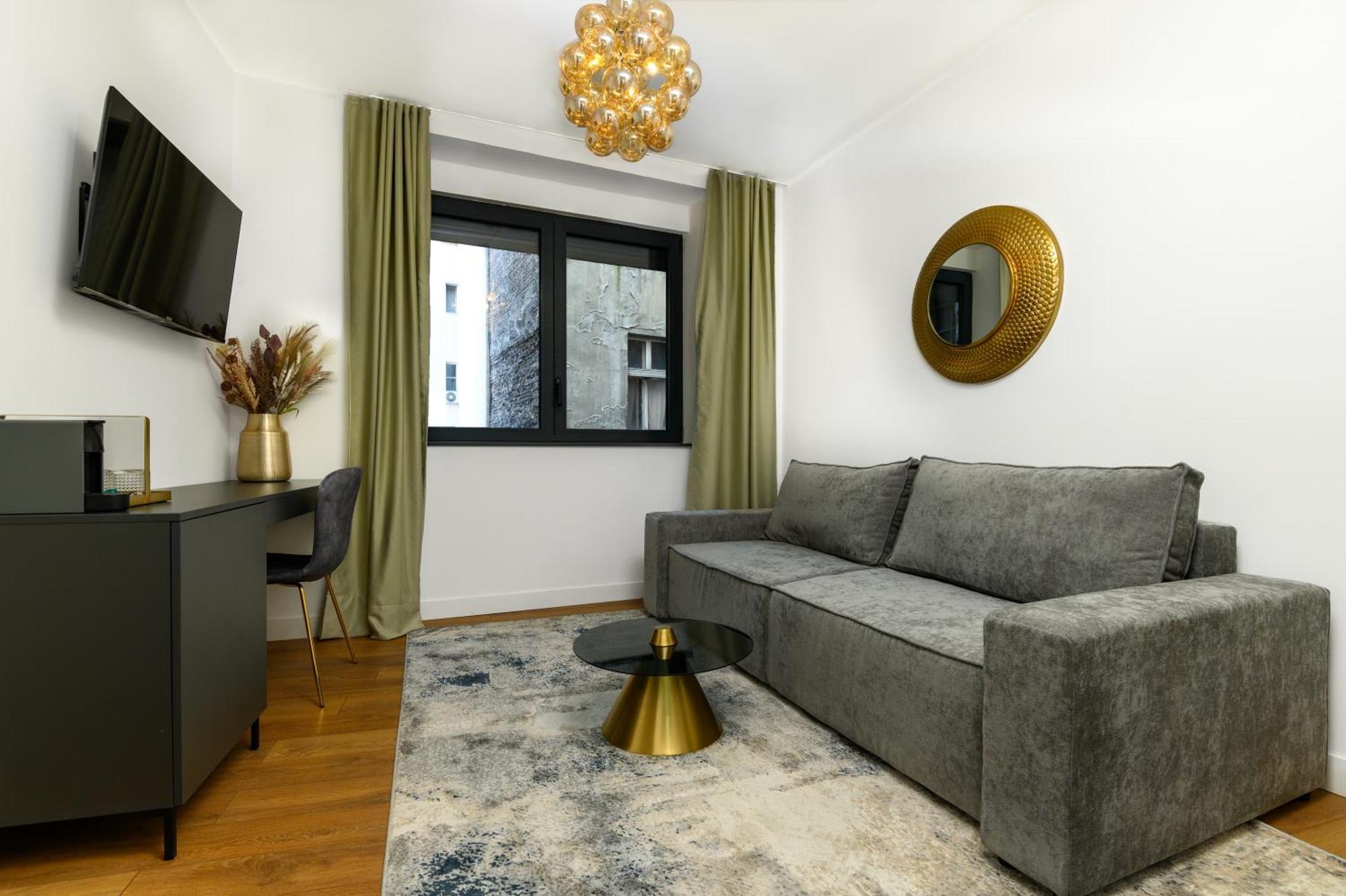 Urban Downtown Luxury Rooms And Suites Белград Экстерьер фото