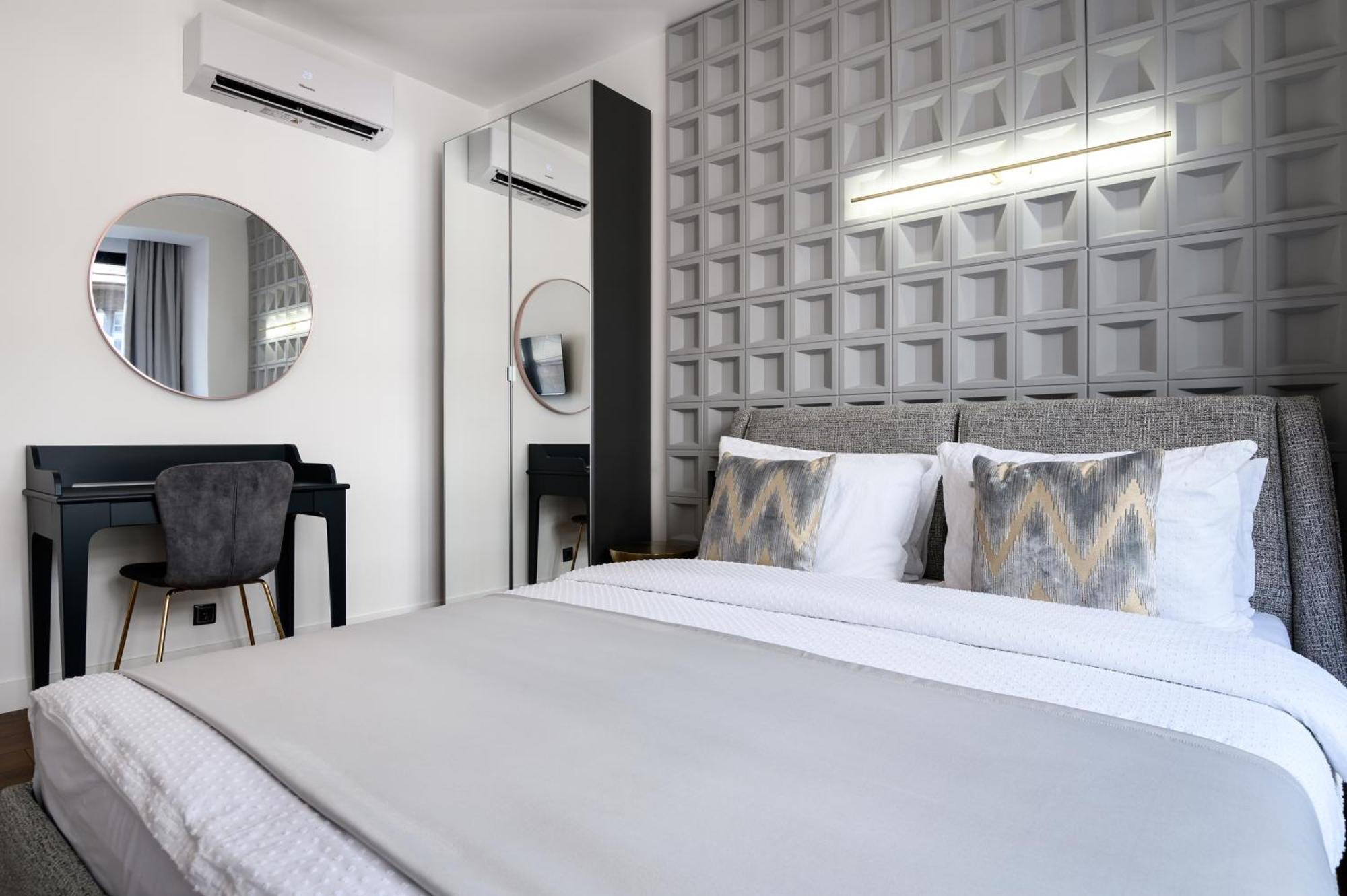 Urban Downtown Luxury Rooms And Suites Белград Экстерьер фото