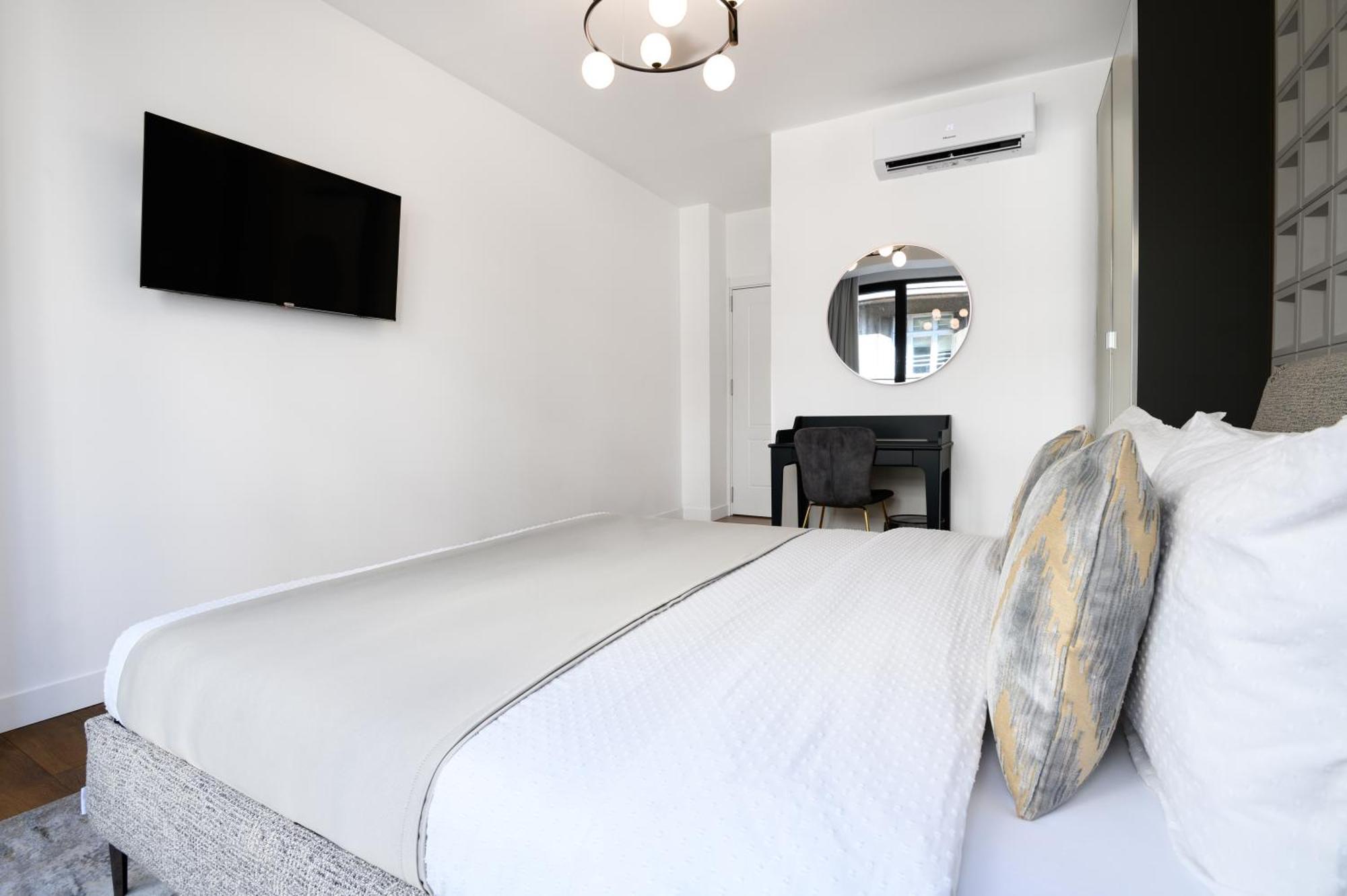 Urban Downtown Luxury Rooms And Suites Белград Номер фото