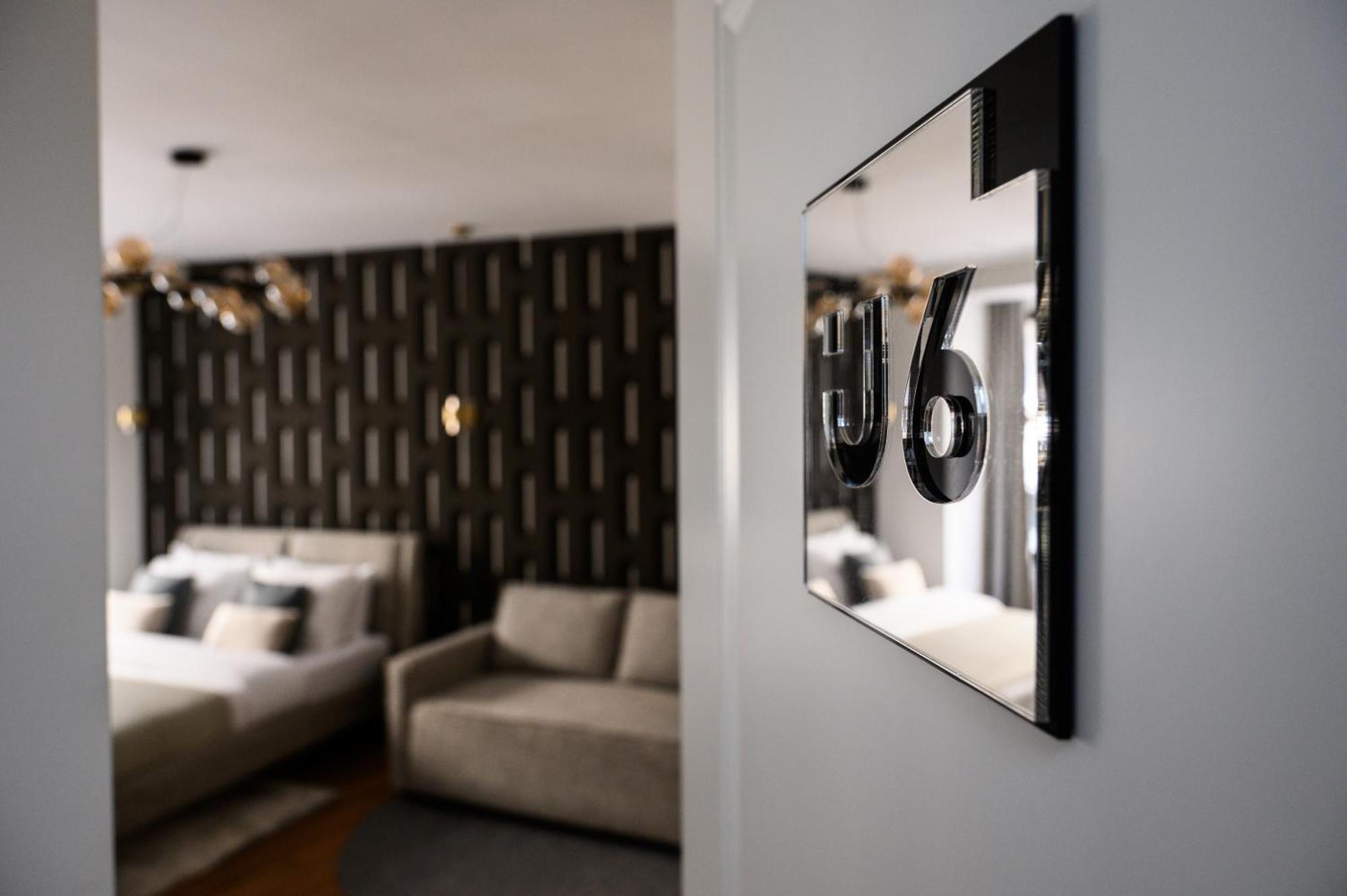 Urban Downtown Luxury Rooms And Suites Белград Номер фото
