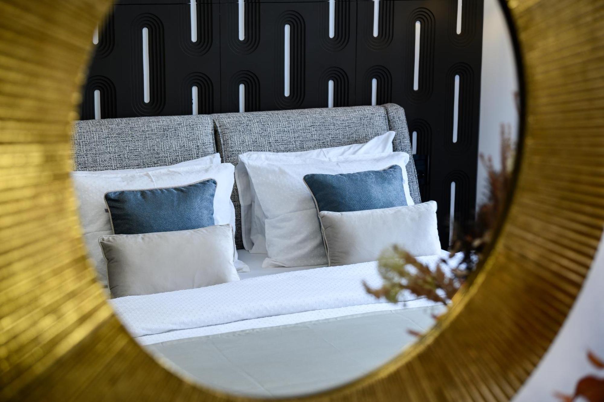 Urban Downtown Luxury Rooms And Suites Белград Номер фото